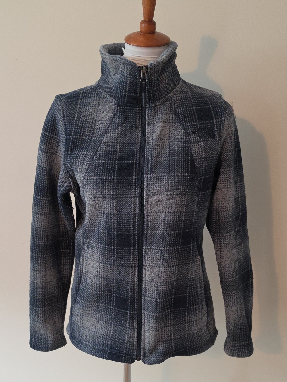 The North Face Plaid Full Zip Sweatshirt Jacket in Black and Gray
